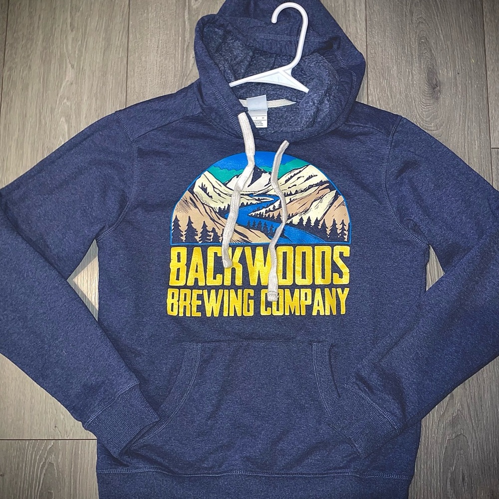 WOMENS Backwoods Brewing Hoodie NEW